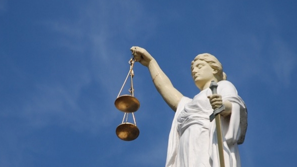 la-legge-e%C3%8C%C2%80-uguale-per-tutti